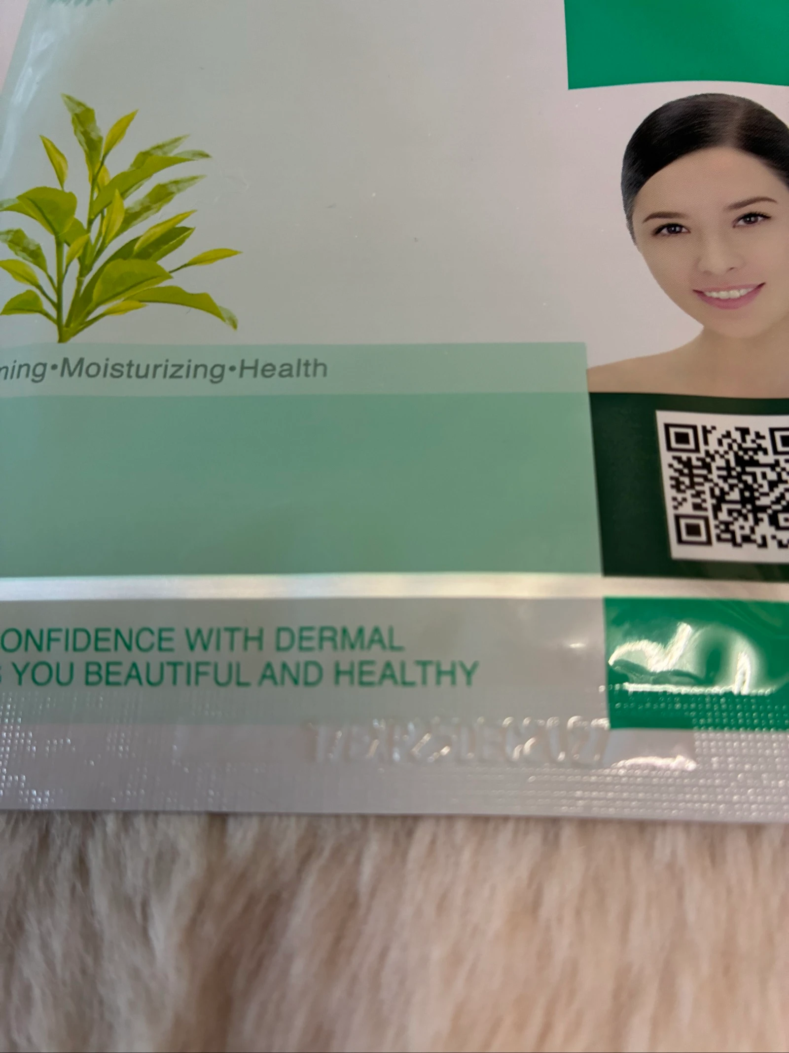 Mascarilla en tela coreana (Sheet Mask) enriquecida con té verde y colágeno x5 – photo 2